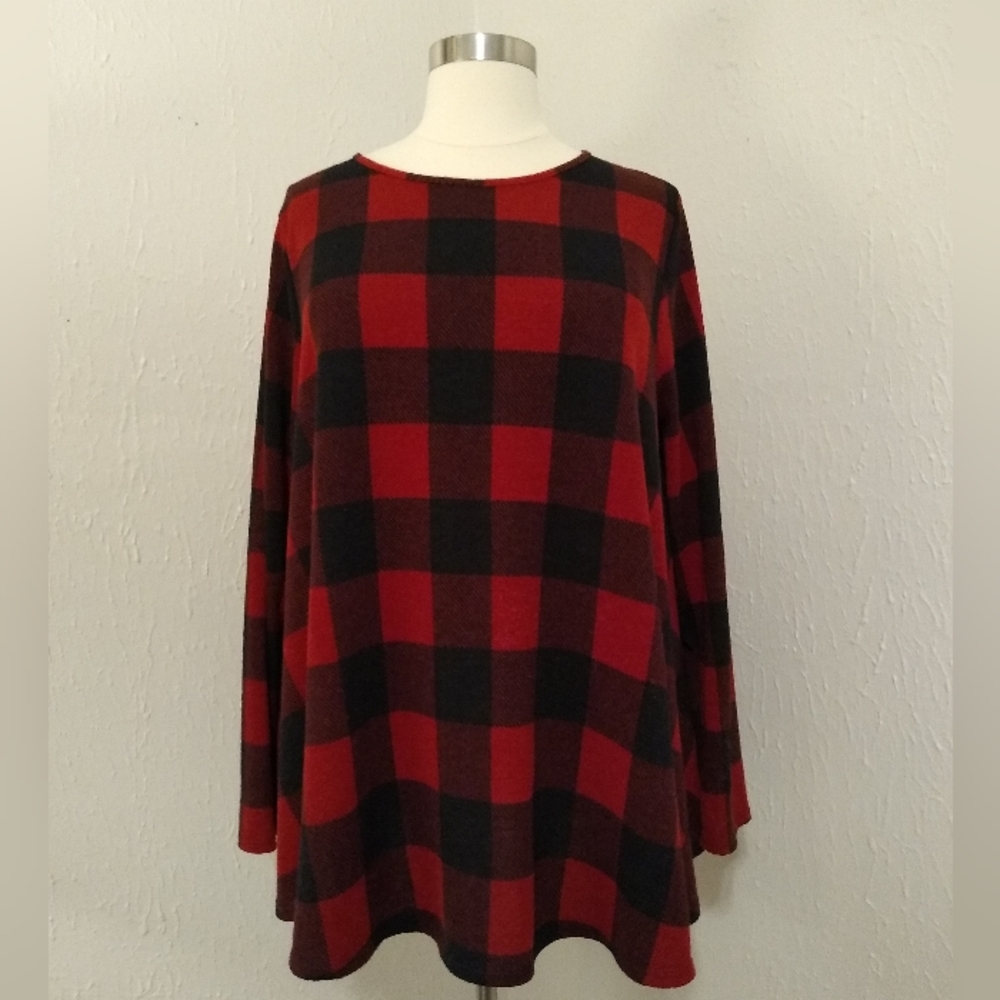 Curvy Lovey Long Sleeve Buffalo Plaid Swing Tunic